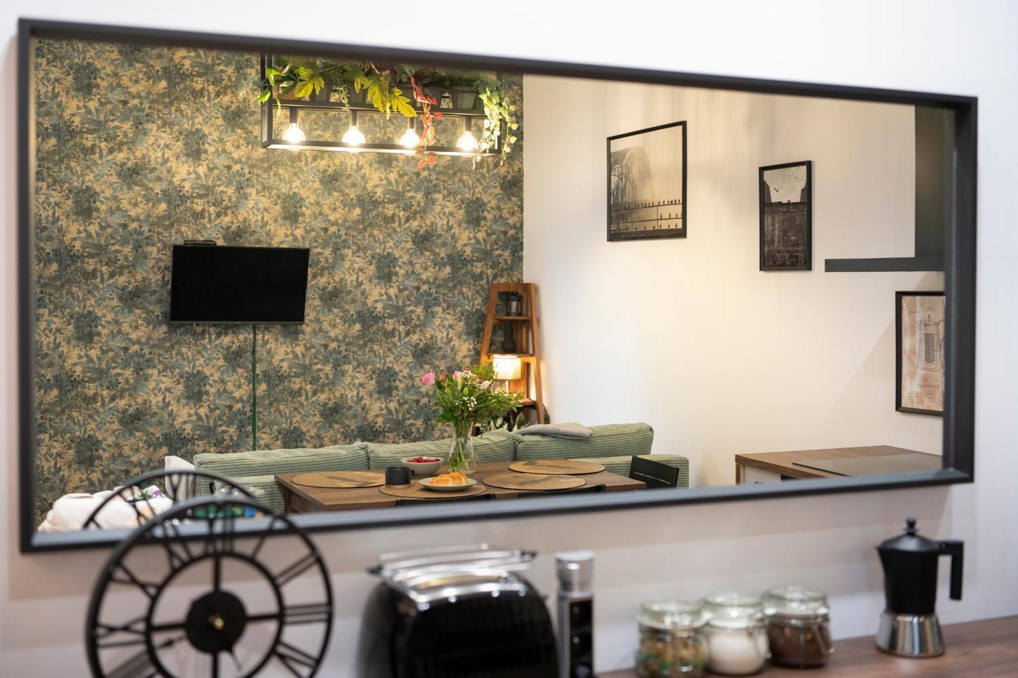 Tyzenhauz Apartments Siemiradzkiego Street คราคูฟ ภายนอก รูปภาพ