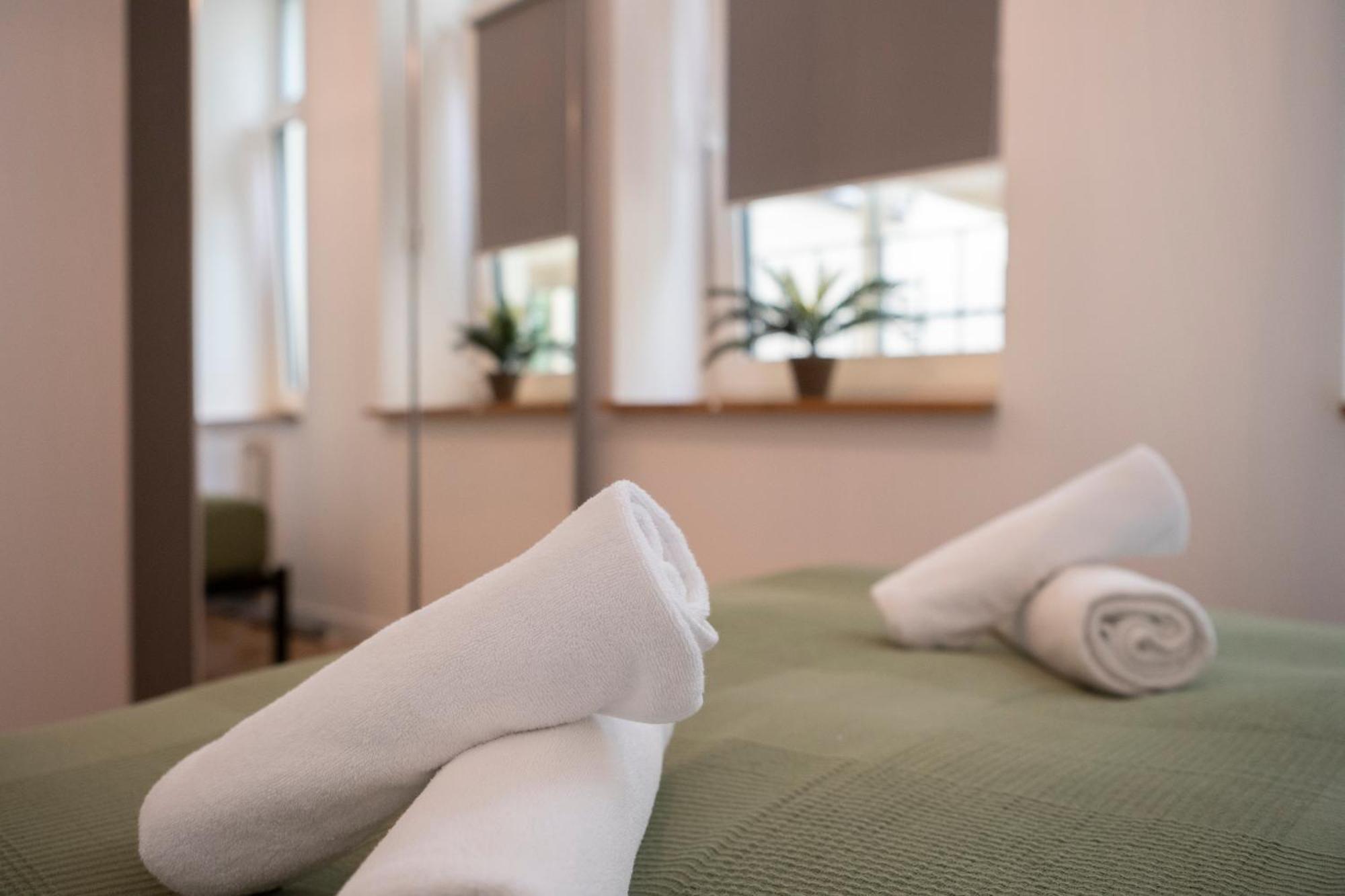 Tyzenhauz Apartments Siemiradzkiego Street คราคูฟ ภายนอก รูปภาพ
